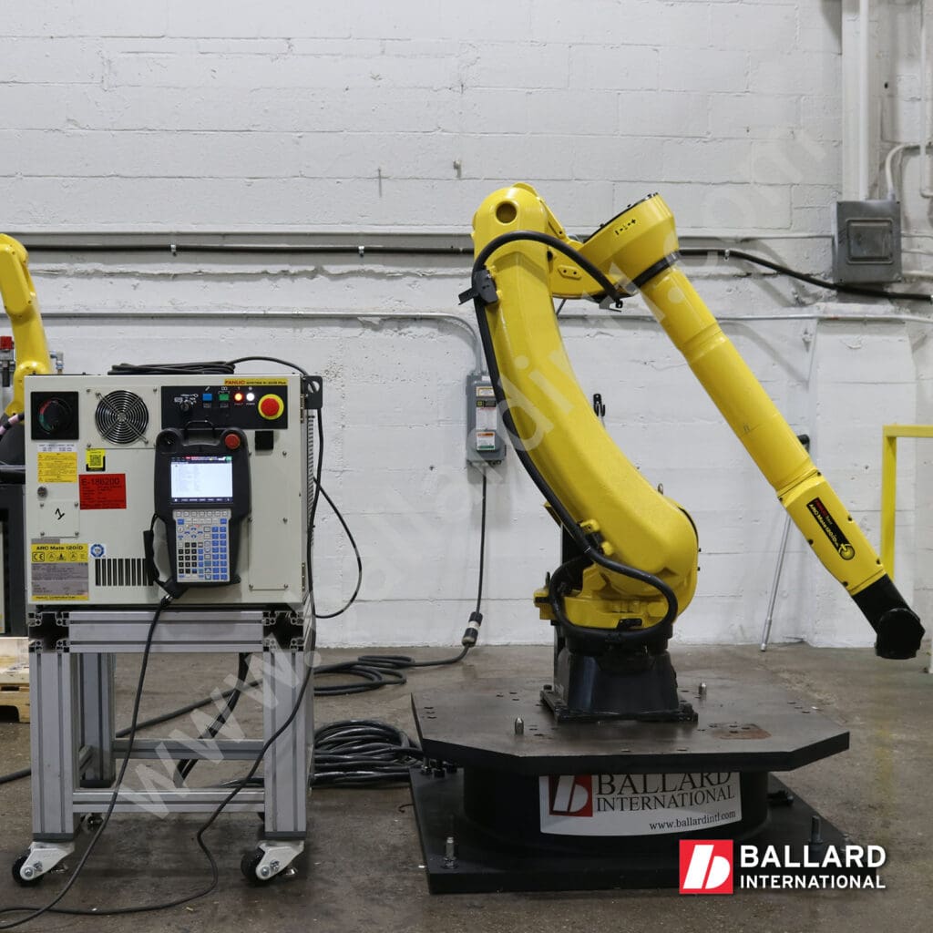 FANUC Arc Mate 120iD/12L NEW industrial arc welding robot zero hours no hours complete system with R30iB Plus Controller and teach pendant E186200